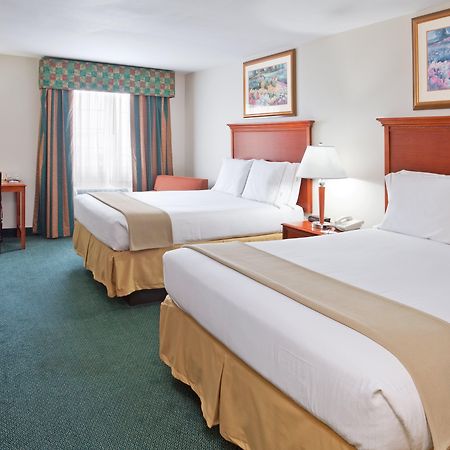 Holiday Inn Express Birch Run-Frankenmuth Area By Ihg Eksteriør bilde