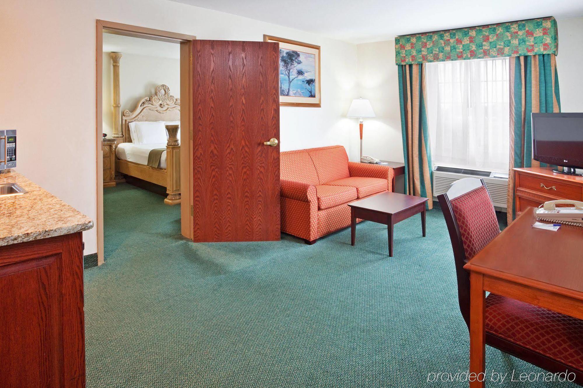 Holiday Inn Express Birch Run-Frankenmuth Area By Ihg Eksteriør bilde